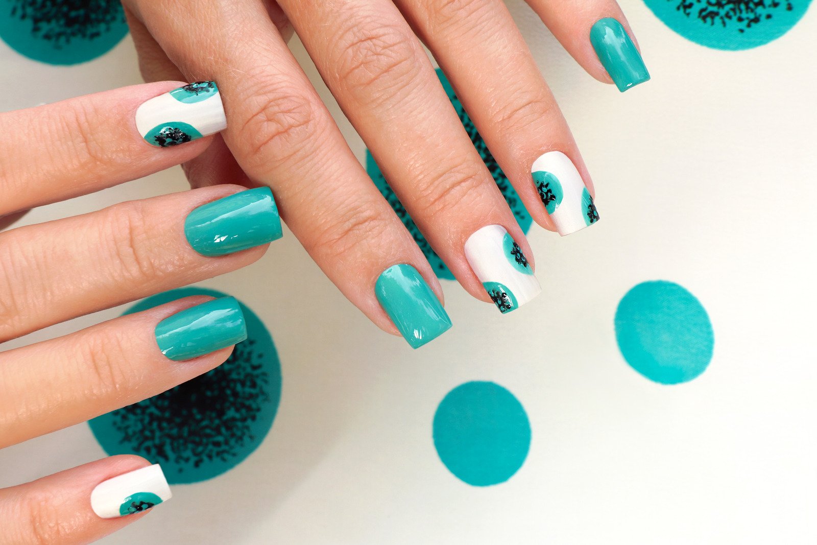 The Ultimate Guide to Mesmerizing Nail Designs